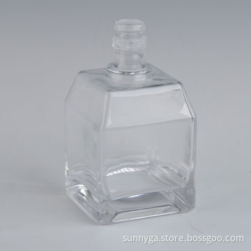 Cubic Alcohol Bottle, Capacity of 530mL, 85mm Bottom Diameter